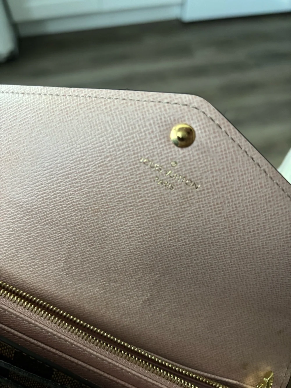 Louis Vuitton classic louis